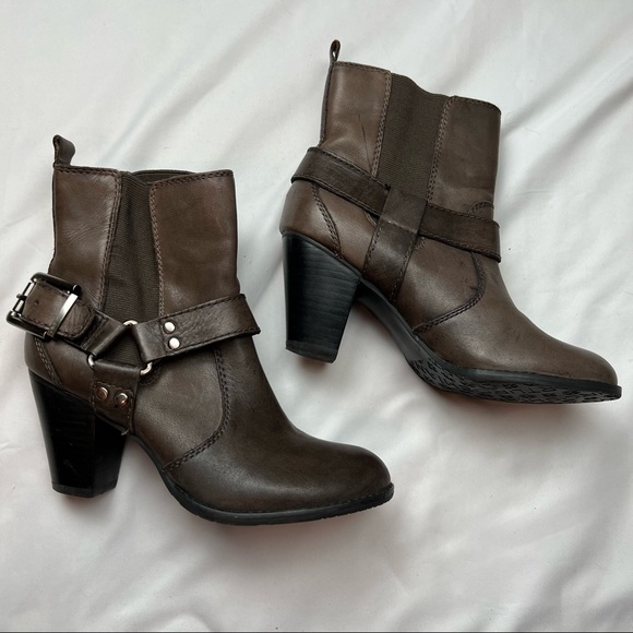 Arturo Chiang Viana Harness Upper Brown Ankle Booties Size 6 - Picture 2 of 8